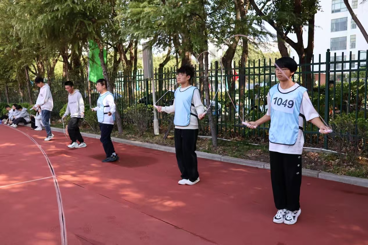 图3:运动员进行比赛